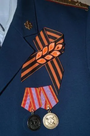 Cum de a lega o panglică absolvent Cum de a lega o panglică absolvent