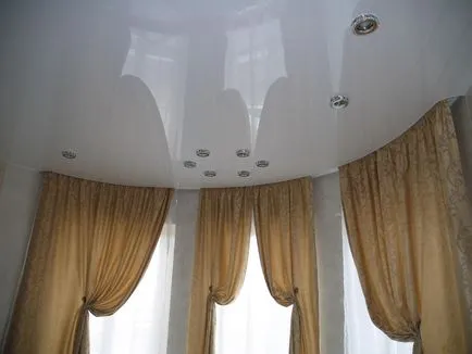 Se introduce pentru tavane suspendate decorative, în formă de T și altele