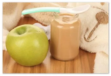 Applesauce pentru sugari, atunci când modul de a introduce alimente solide, retete culinare