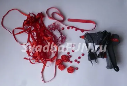 Castelul la nunta cu propriile sale mâini - decorate cu flori și panglici (nunta) Castelul la nunta cu propriile sale mâini - decorate cu flori și panglici