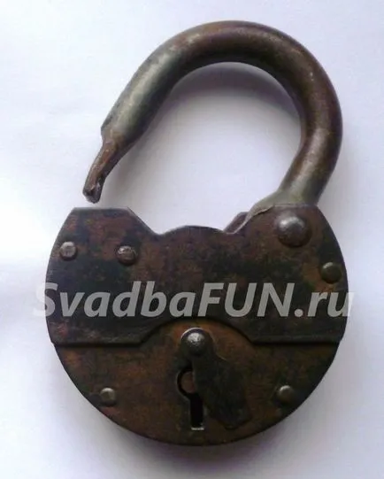 Castelul la nunta cu propriile sale mâini - decorate cu flori și panglici (lor) Castelul la nunta cu propriile sale mâini - decorate cu flori și panglici
