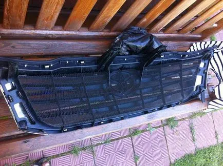Ecranul anti tantari pe grila, cu propriile mâini - producție și instalare, (mâini) ecran Mosquito Anti pe grila, cu propriile mâini - de fabricație și de instalare,