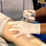 Lichidul din cauzele comune genunchiului si tratamentul genunchiului (lichid) Lichidul din cauzele articulația genunchiului și tratamentul genunchiului