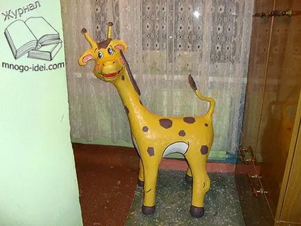 Girafa de sticle de spumă și plastic, o clasă de master (spumă) Girafa de sticle de spumă și plastic, o clasă de master