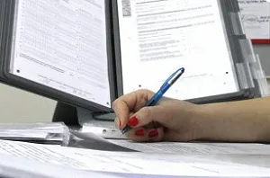Jurnal de documente de ieșire și procedura de completare a probei, persoana responsabilă pentru întreținere
