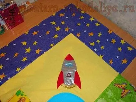 Dezvoltarea covor pentru copilul cu mâinile Dezvoltarea covor pentru copilul cu mâinile