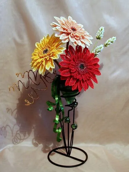 Master class gerbera șirag de mărgele