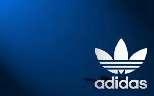 Îmi place totul pe Adidas