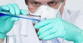 Deoarece greutatea soluției sunt
