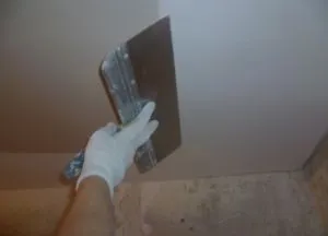 Plafonul Tencuitor