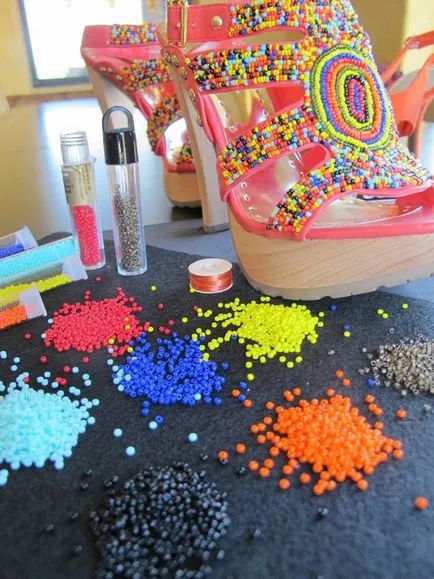 Cum de a decora sandale