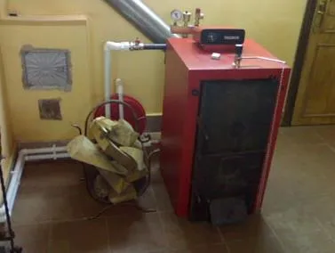 Ce este un cazan cu combustibil solid