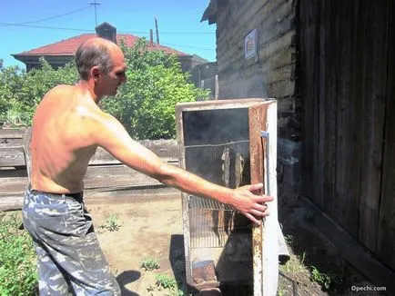 Smokehouse afumat la cald propriile lor mâini