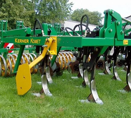 Cultivatore cu mâinile lor pentru motoblock