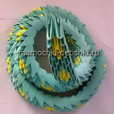 Origami master-class de șarpe