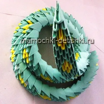 Origami master-class de șarpe