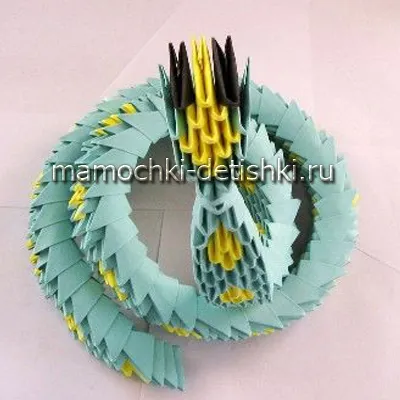 Origami master-class de șarpe