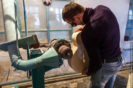 După cum se face chitara După cum se face chitara