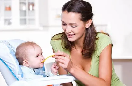 Introducerea alimentelor complementare și atunci când Introducerea alimentelor complementare și atunci când