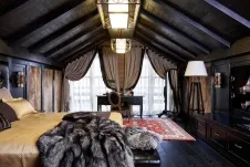 Proiectați un dormitor în casa lui