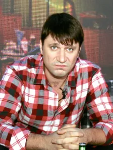 La mulți împreună, ca un schimb de focuri