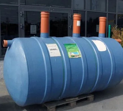 Fosa septica de containere cubice cu propriile lor mâini