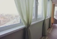 Jaluzele pentru balcoane cu mâinile lor Jaluzele pentru balcoane cu mâinile lor