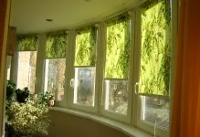 Jaluzele pentru balcoane cu mâinile lor Jaluzele pentru balcoane cu mâinile lor