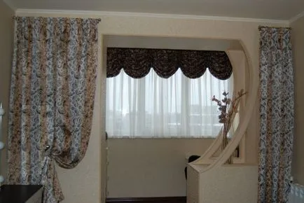 Jaluzele pentru balcoane cu mâinile lor Jaluzele pentru balcoane cu mâinile lor
