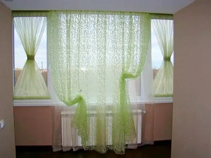 Jaluzele pentru balcoane cu mâinile lor Jaluzele pentru balcoane cu mâinile lor