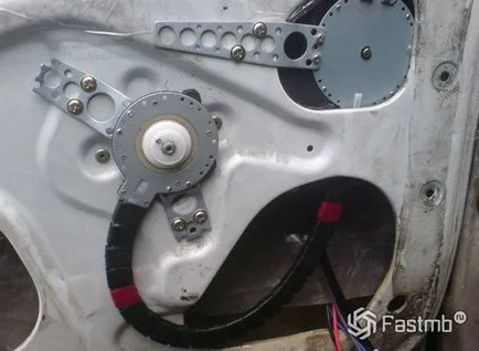 Instalarea ferestrelor cu mâinile lor