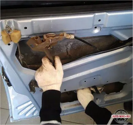 Instalarea ferestrelor cu mâinile lor Instalarea ferestrelor cu mâinile lor