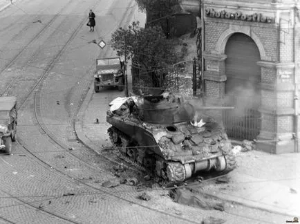 American rezervor mediu M4 Sherman, istoria și privire de ansamblu interior și exterior American rezervor mediu M4 Sherman, istoria și privire de ansamblu interior și exterior