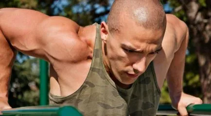 Bare care pompa pentru a pompa până piept pe barele