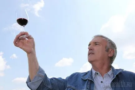Ce trebuie să știți despre cunoscătorii vin să-l treacă (să știe) Ce trebuie să știți despre vin să treacă expertul său
