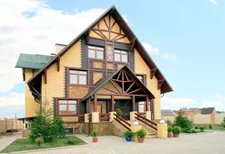 Ce este un fronton în construcția de clădiri
