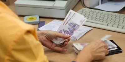 Ceea ce este inclus în fondul de salarii al componentelor principale (structura de salarizare) Ceea ce este inclus în fondul de salarii al componentelor principale
