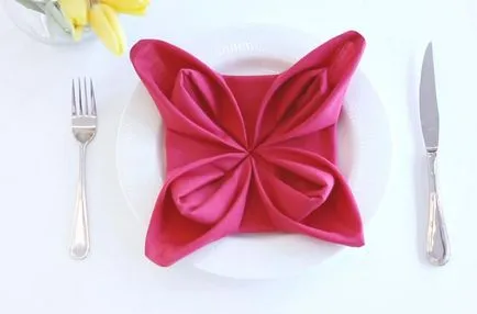 Flori din servetele cu mâinile lor - cum să facă flori și buchete pe pas cu pas fotografie