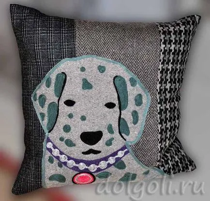 perne decorative cu broderie si appliqué - caini