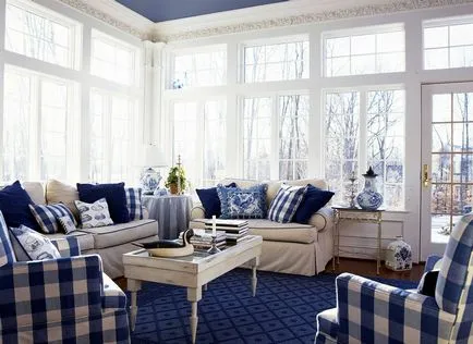 Design interior în interiorul casei țară cu mâinile lor, ideea cu fotografii