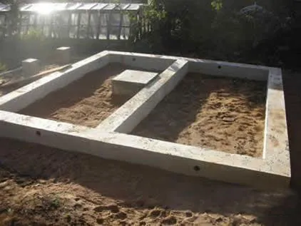 Case din ghidul de fascicul pentru construirea de vară o casă mică, cu propriile sale mâini (foto și video) Case din ghidul de fascicul pentru construirea de vară o casă mică, cu propriile sale mâini (foto și video)