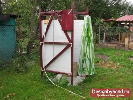 Duș în țară cu propriile mâini