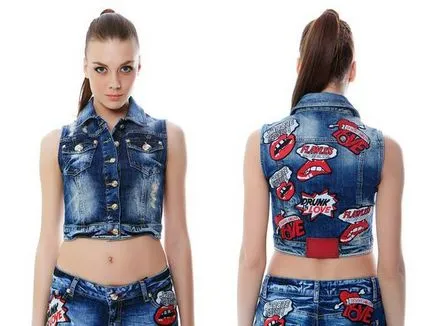 vesta din denim cu mâinile ideile sale foto Sea