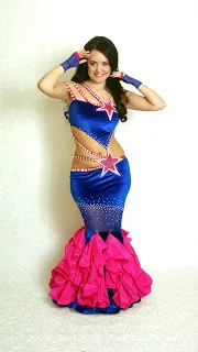 Exclusiv costum pentru dans oriental pe Emilia paradisul este ușor de a alege pentru țesături costum (țesături) Exclusiv costum pentru dans oriental pe Emilia paradis este ușor de a alege tesatura pentru costume