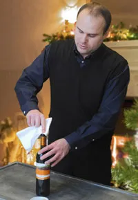Eticheta de băut vin, sau bea vin fără vină Eticheta de băut vin, sau bea vin fără vină