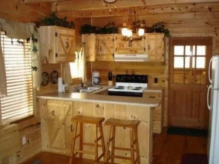 Interior rustic cu o sobă, o fotografie living, bucatarie Interior rustic cu o sobă, o fotografie living, bucatarie