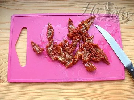 Salata italiana cu rosii uscate la soare - fotografie reteta hozoboz - știm totul despre produsele alimentare