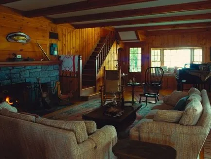 Interior rustic cu o sobă, o fotografie living, hol, bucatarie (rustic) Interior rustic cu o sobă, o fotografie living, bucatarie
