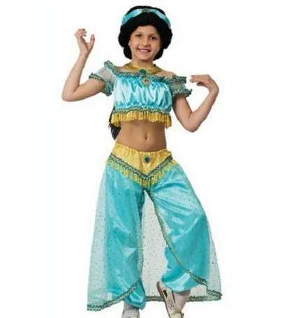 Efectuarea costum oriental pentru fete cu mâinile lor în detaliu (dieta) Efectuarea costum oriental pentru fete cu detalii mâinile lor