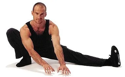 Cât de repede și în condiții de siguranță să stea pe sfoara transversală acasă - acasă antrenament - de fitness - (sforii) Cât de repede și în condiții de siguranță să stea pe sfoara transversală la domiciliu - antrenament acasă - sala de fitness -